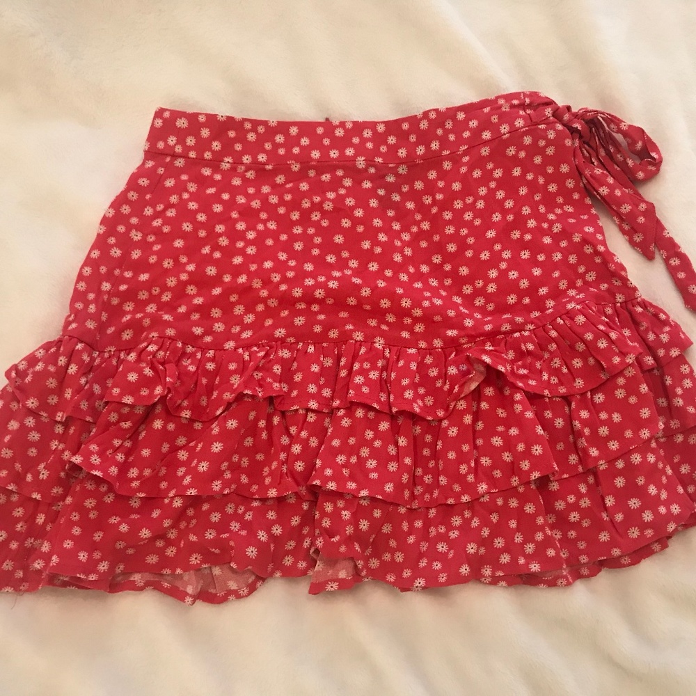 Pink and white floral forever 21 skirt